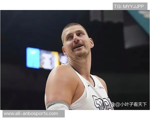 马龙称申京如约基奇般成为球队进攻核心角色展现出色表现