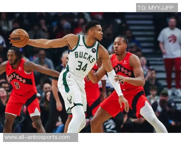 东里连中高难度三分引发热议字母哥直言对手实力不容小觑