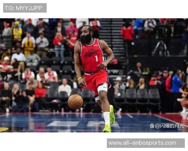 哈登梦回巅峰半场狂砍26分三分球6中5展现绝佳状态