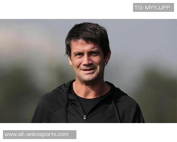 齐沃称赞博尼与小图拉姆表现优异目前专注备战科莫而非德比